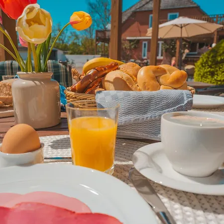 Levanto * Westermarkelsdorf